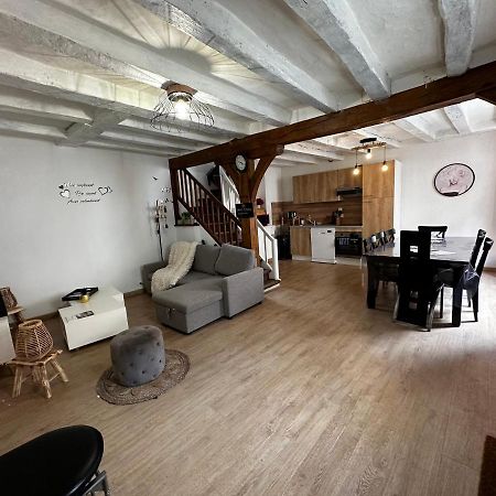 Вилла Chez Samantha Au Coeur D'Azay Экстерьер фото